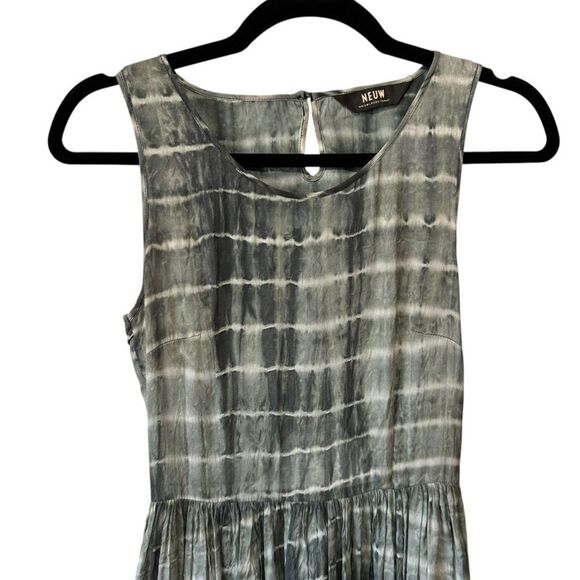 Revolve Anthropologie Neuw Shibori Gray Tie Dye Back Cutout Maxi Dress - Picture 4 of 8